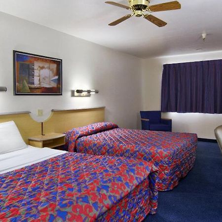 Red Roof Inn Santa Fe Pokój zdjęcie