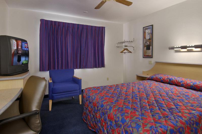 Red Roof Inn Santa Fe Pokój zdjęcie
